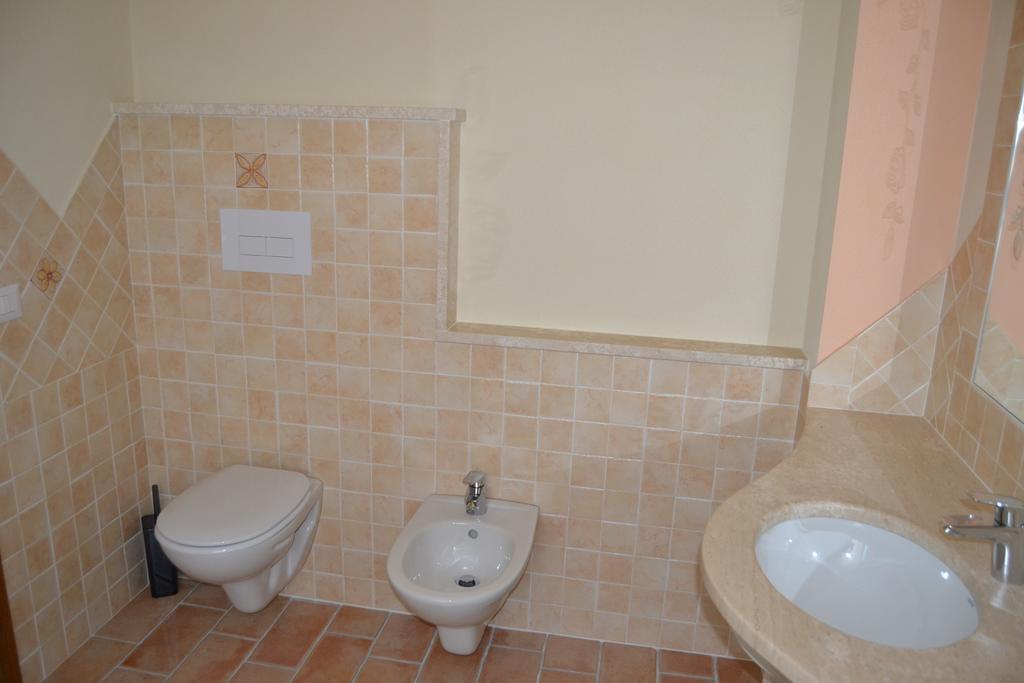 B&B La Pavoncella San Teodoro  Rum bild